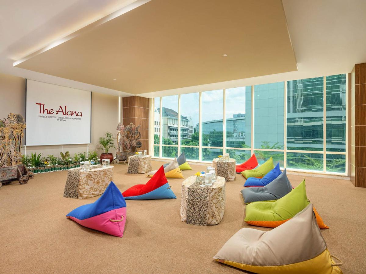 The Alana Yogyakarta Hotel And Convention Center Селеман Екстер'єр фото