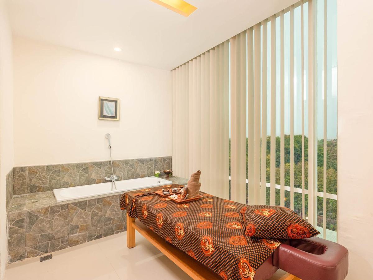 The Alana Yogyakarta Hotel And Convention Center Селеман Екстер'єр фото