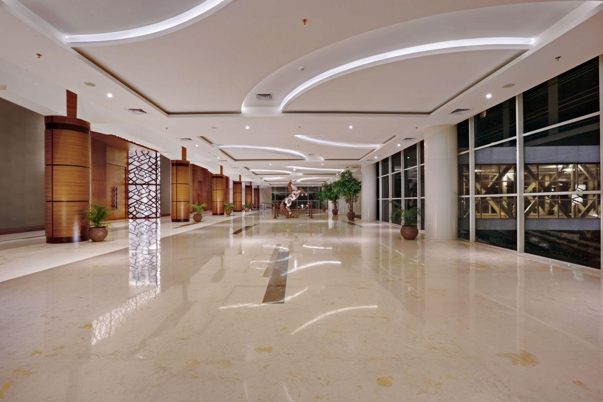 The Alana Yogyakarta Hotel And Convention Center Екстер'єр фото
