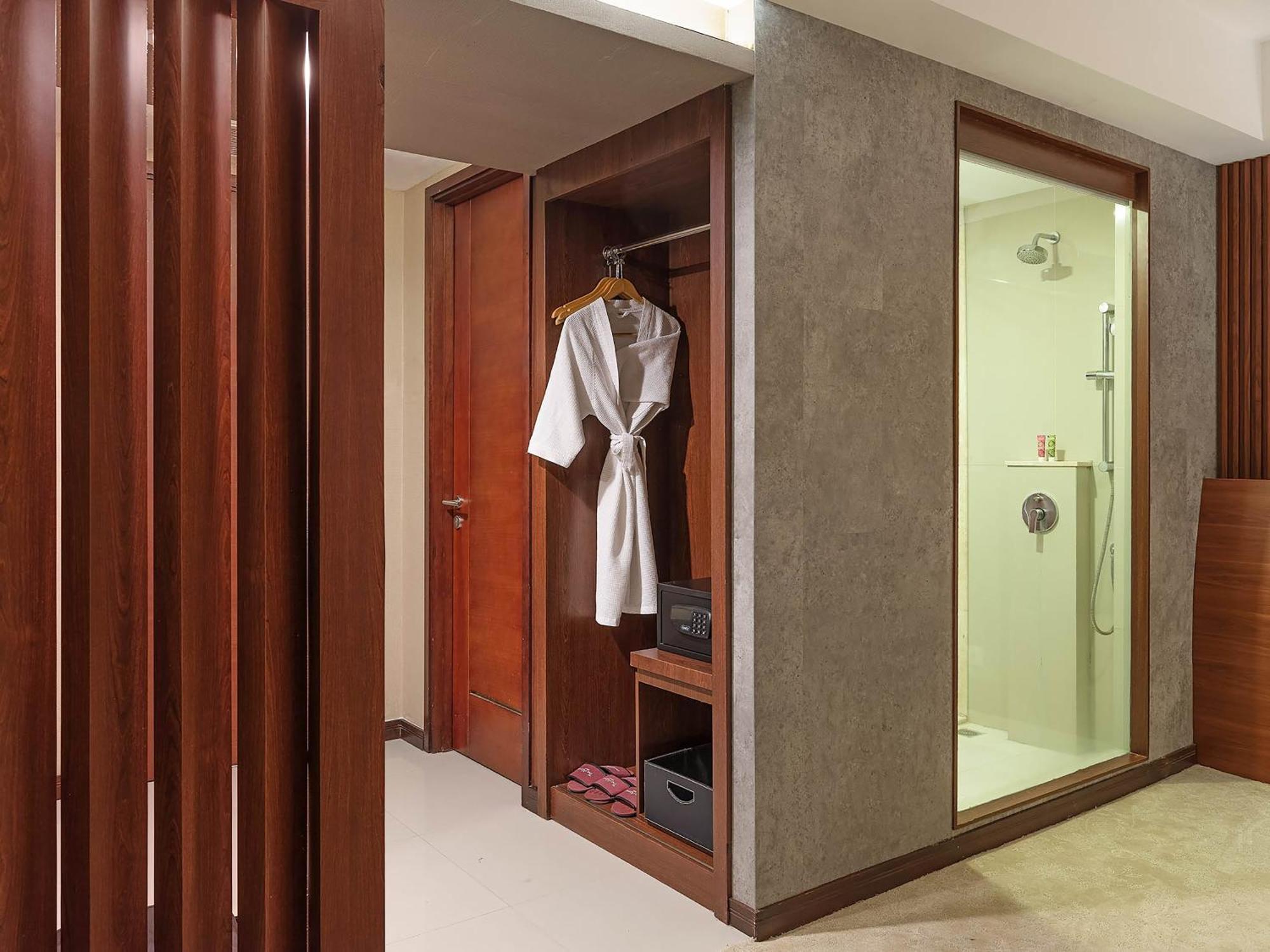 The Alana Yogyakarta Hotel And Convention Center Селеман Екстер'єр фото