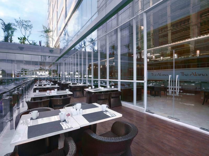 The Alana Yogyakarta Hotel And Convention Center Селеман Екстер'єр фото